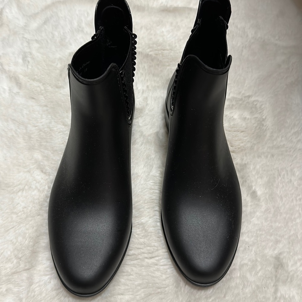 Jack Rogers Black Rain Booties